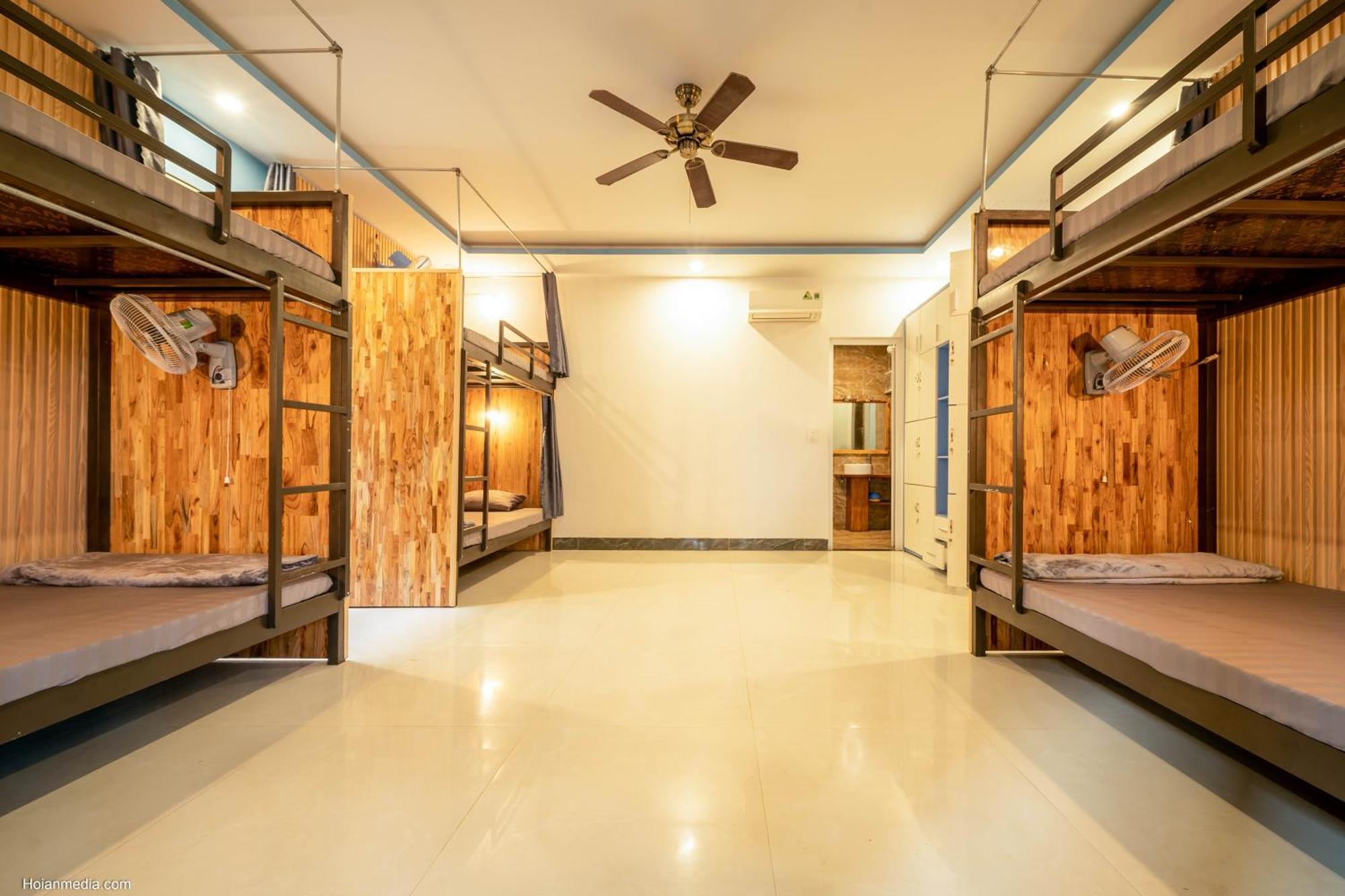 Riverside Dorm And Restaurant Hoi An Exterior photo