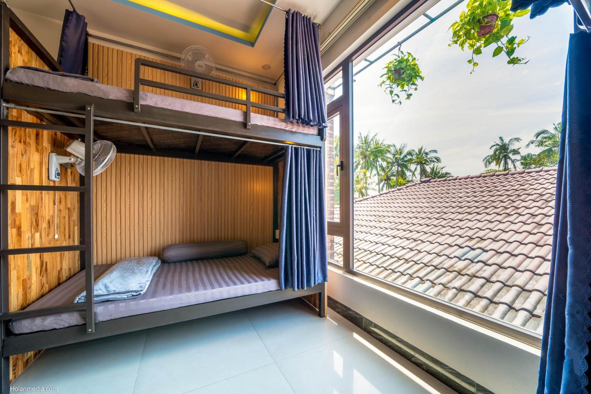 Riverside Dorm And Restaurant Hoi An Exterior photo